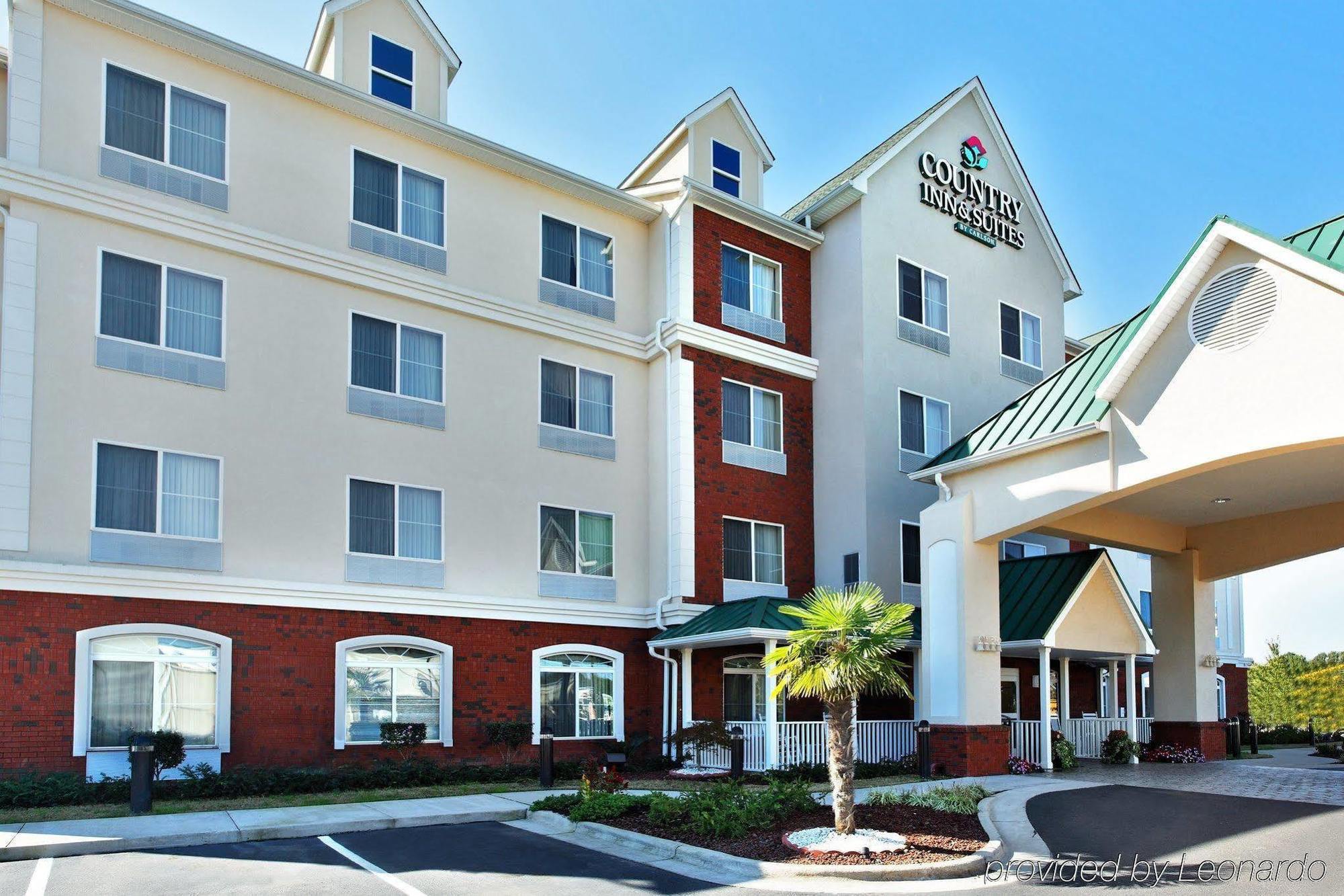 Country & By Radisson, Wilson, Nc 3*